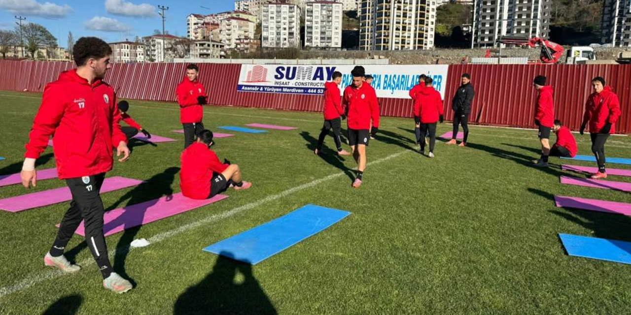 Pazarspor'da ikinci yarı mesaisi başladı