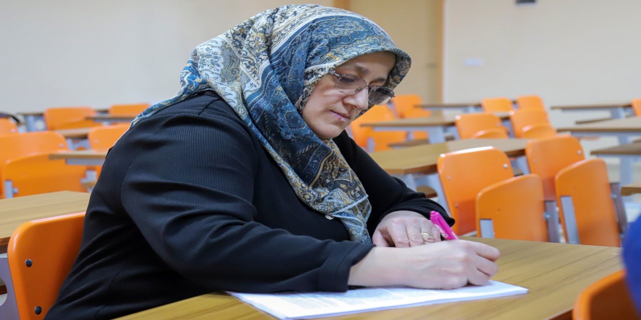 Hem anne hem çalışan hem öğrenci; O Gümüşhane Üniversitesi’nin Sibel Ablası