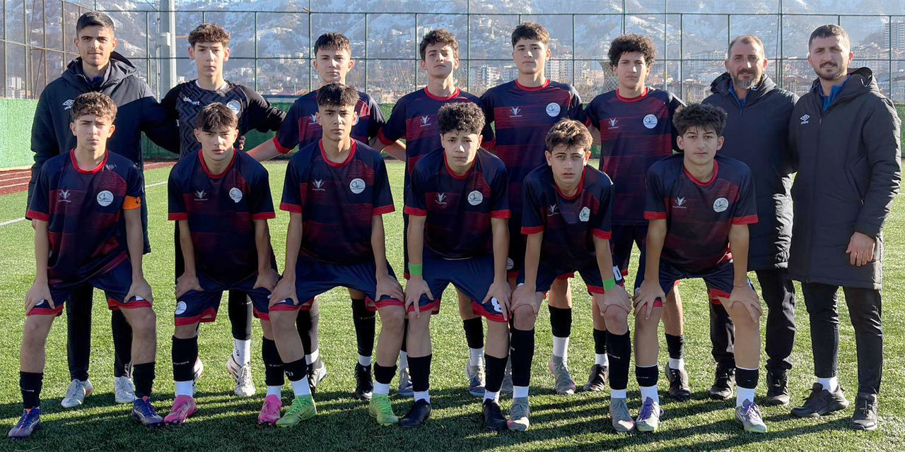 Rize İl Özel İdarespor U16 Şampiyonu oldu