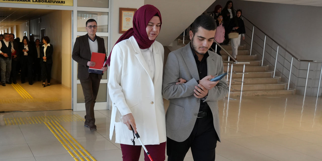 Görme engelliler için yapay zekâ destekli asistan