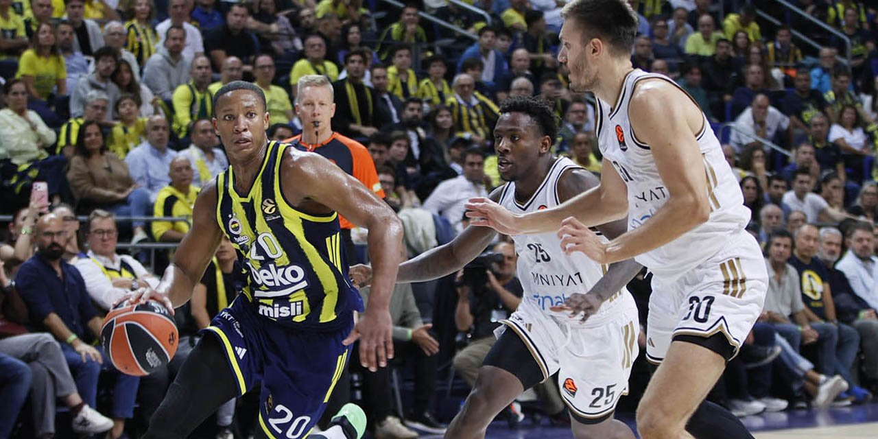 Fenerbahçe, Dubai Basketbol deplasmanında