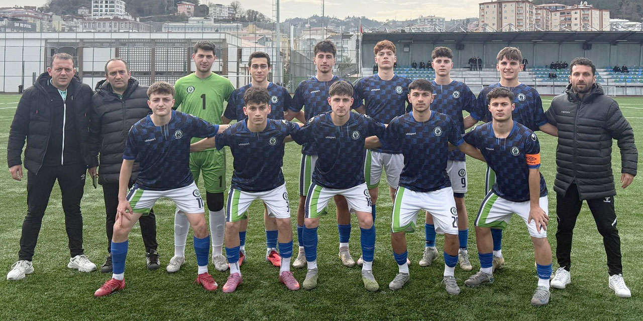 Rize Belediyespor U18 Atletik'i 4-1 ile geçti