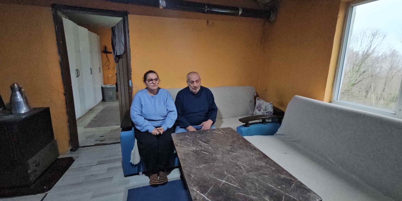 Şizofren hastası eşi ve iki çocuğuyla yaşam mücadelesi veren kadın: "Çocuklarımın rahat uyanmasını istiyorum"