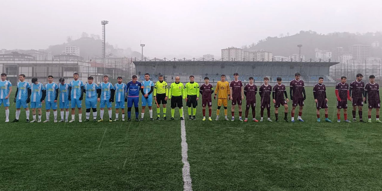 Ardeşenspor U18, Filizçayspor'u 4 golle geçti