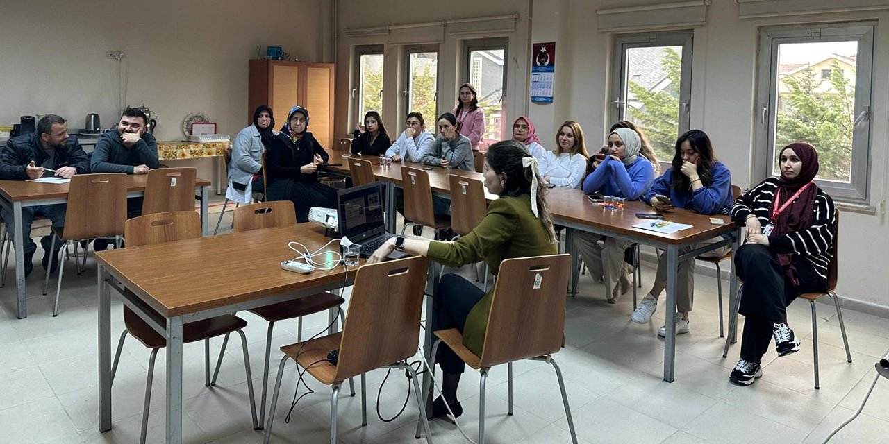 Kaynaşlı'da hizmet içi eğitim