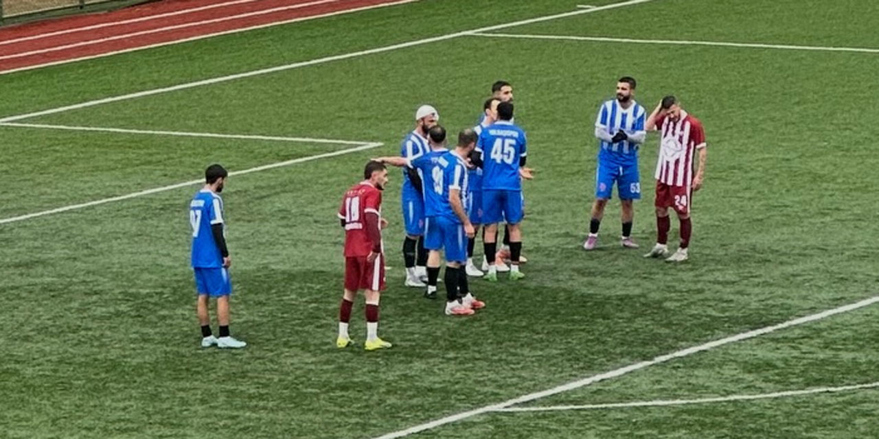 Ardeşen'le Yolbaşı'nın gol düellosu berabere bitti: 2-2