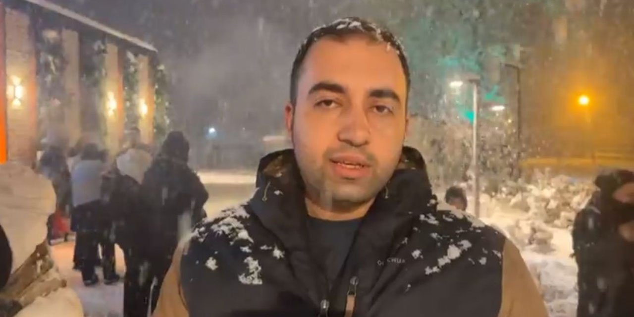 Bartın'da ilçe protokolü vatandaşlarla kartopu oynadı