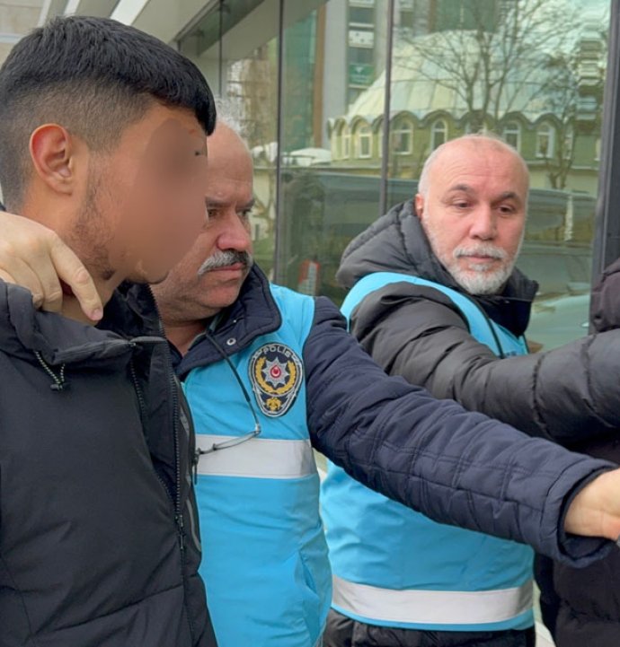 Samsun'da fırında 2 kişiyi bıçaklayan çocuklar adliyeye sevk edildi