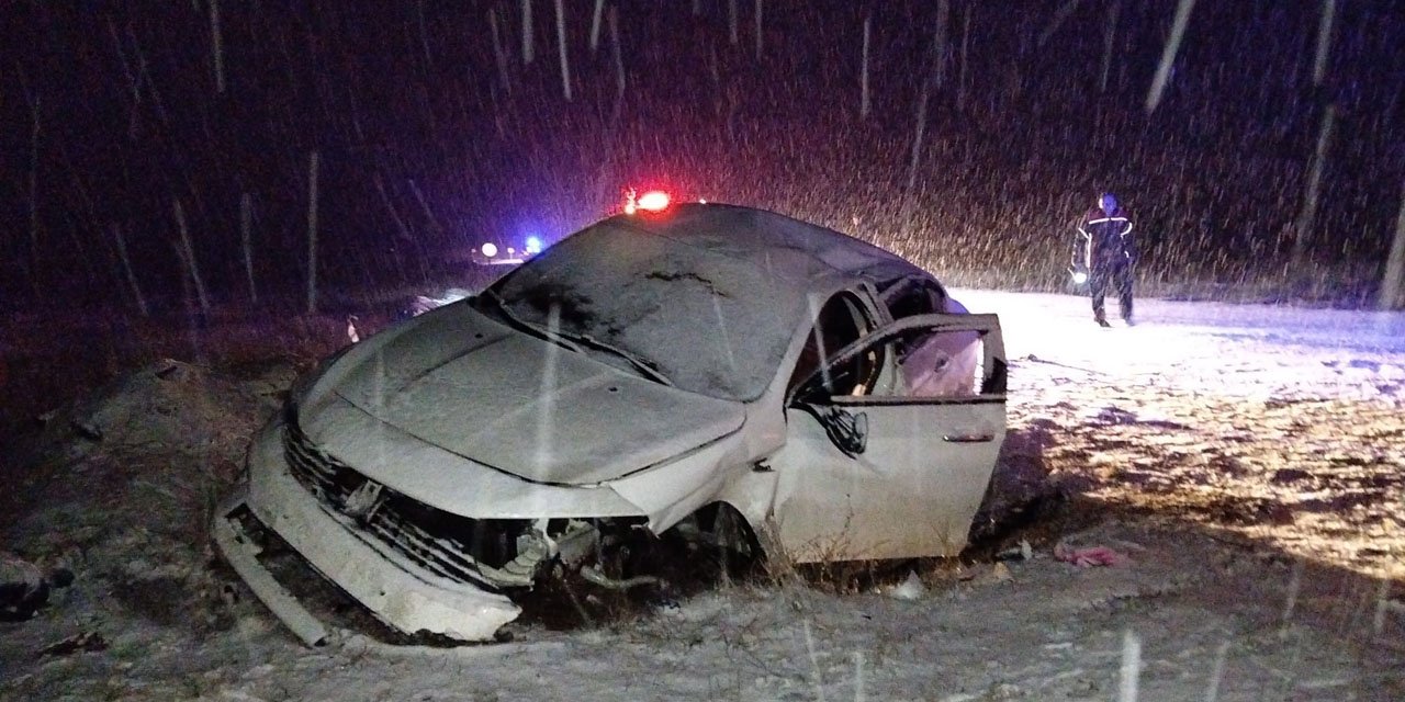 Çorum'da kar yağışı kazayı beraberinde getirdi: 7 yaralı