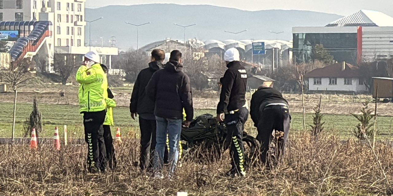 Geceden beri haber alınamayan 19 yaşındaki genç, kaza yapmış halde ölü bulundu