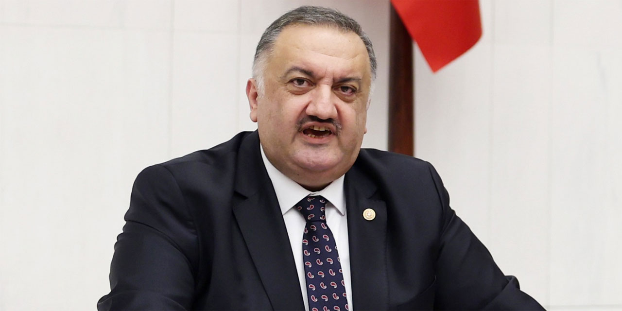 Karal’dan Hükümete Cem Karaca’lı gönderme: Dön baba dönelim, geliyoruz aynı yere