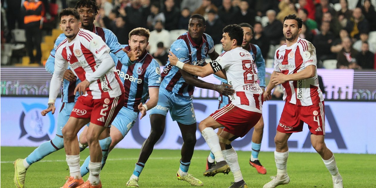Trendyol Süper Lig: Antalyaspor: 1 - Trabzonspor: 1
