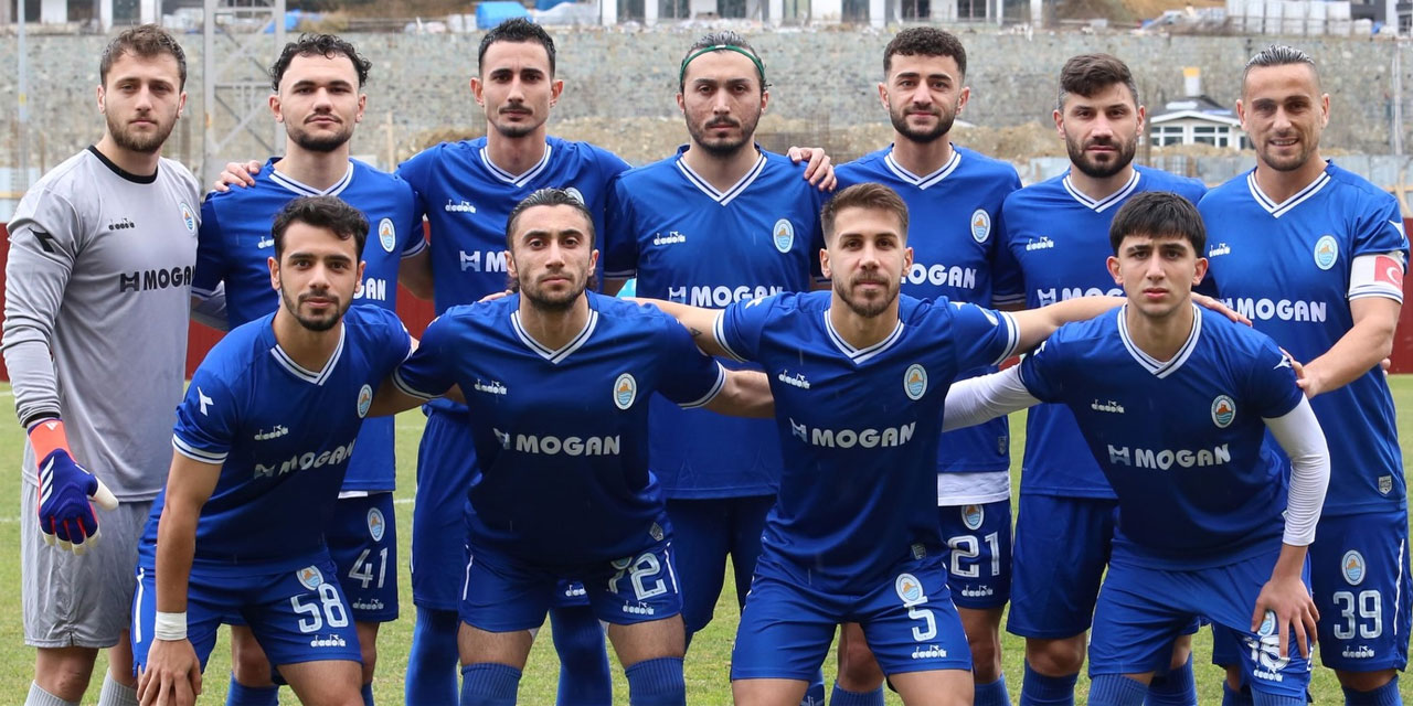 Pazarspor, lider Sebat'a boyun eğmedi