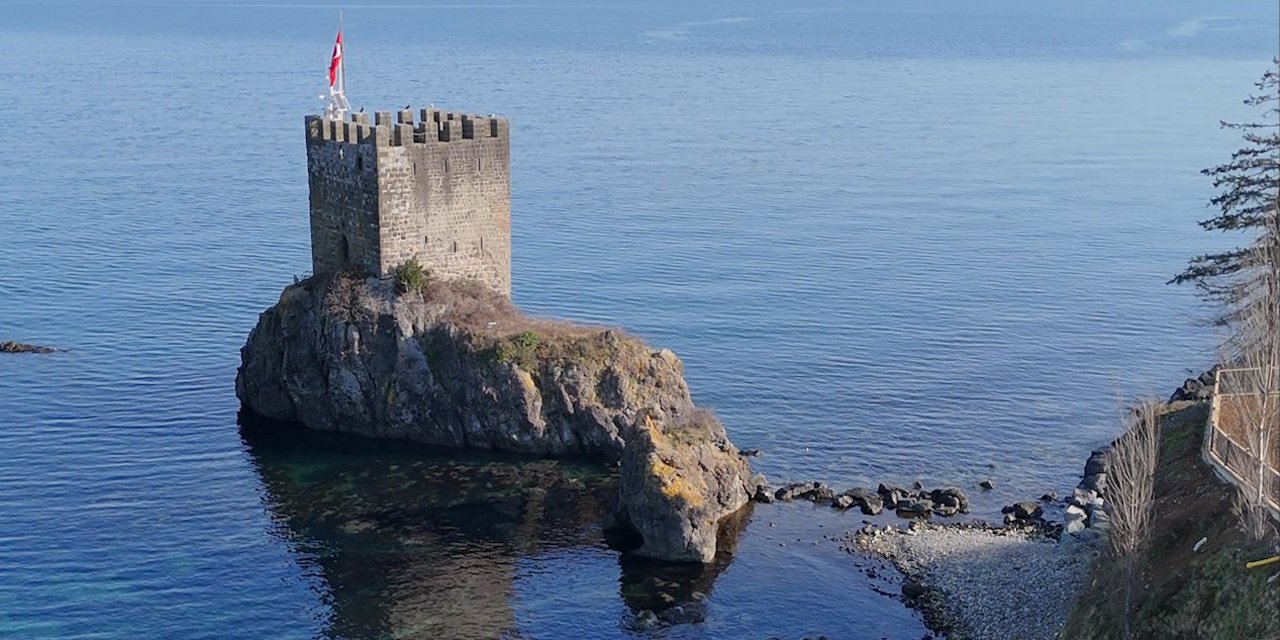 Altı tünel üstü park