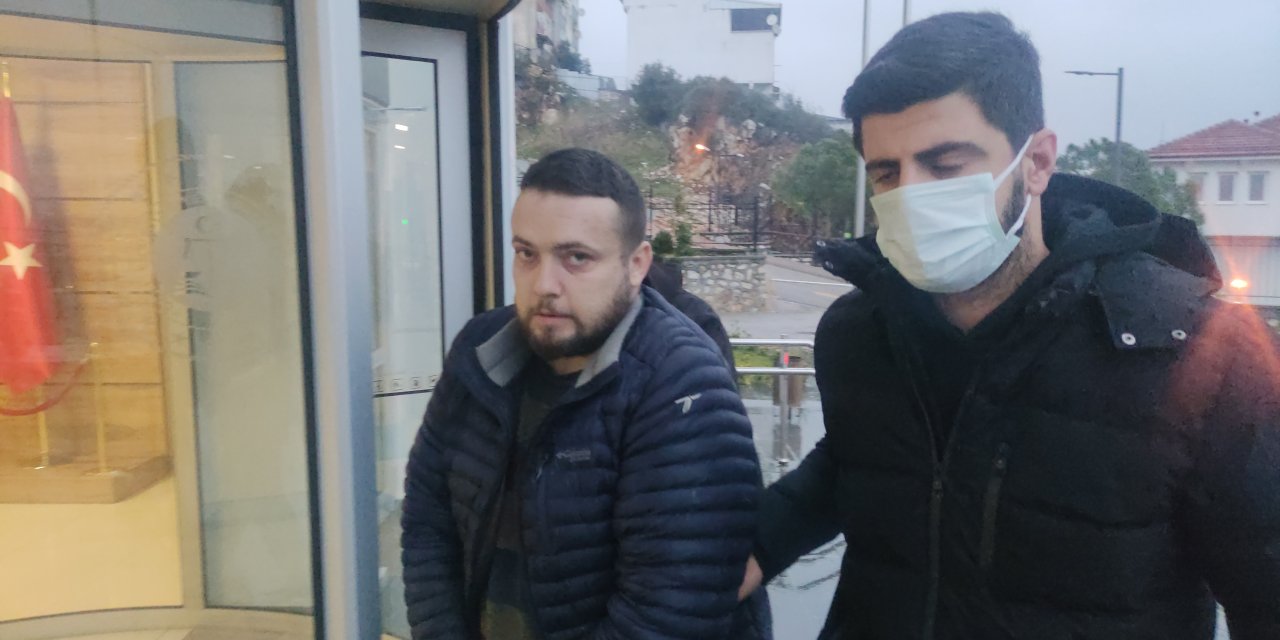 Babasını Öldüren Sanığa 20,5 Yıl Hapis