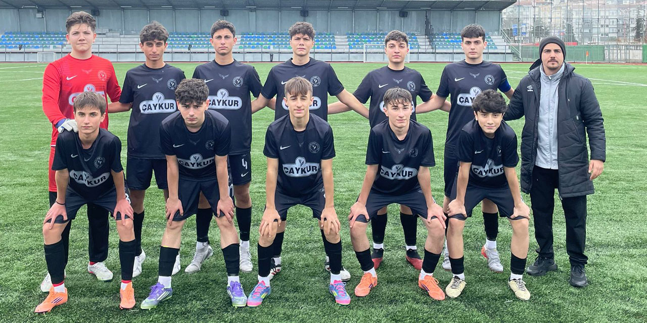 Çaykurspor 20 golle liderlik koltuğuna oturdu