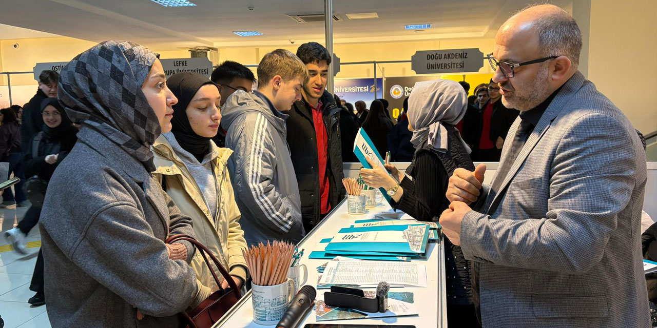 RTEÜ'den Liseli Gençlere Kariyer Rehberliği