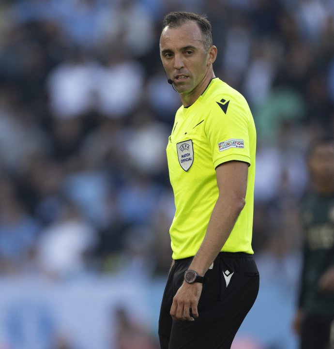 Galatasaray'a Portekizli hakem