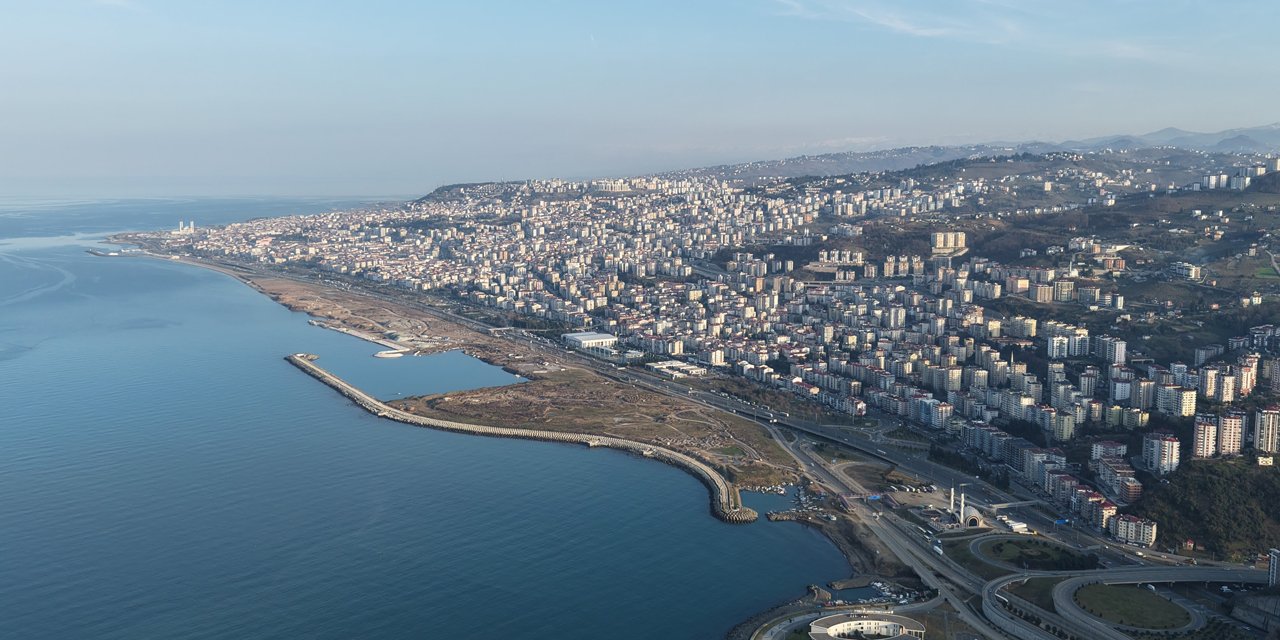 Sahile sığmayan şehir yamaçlara tırmanıyor