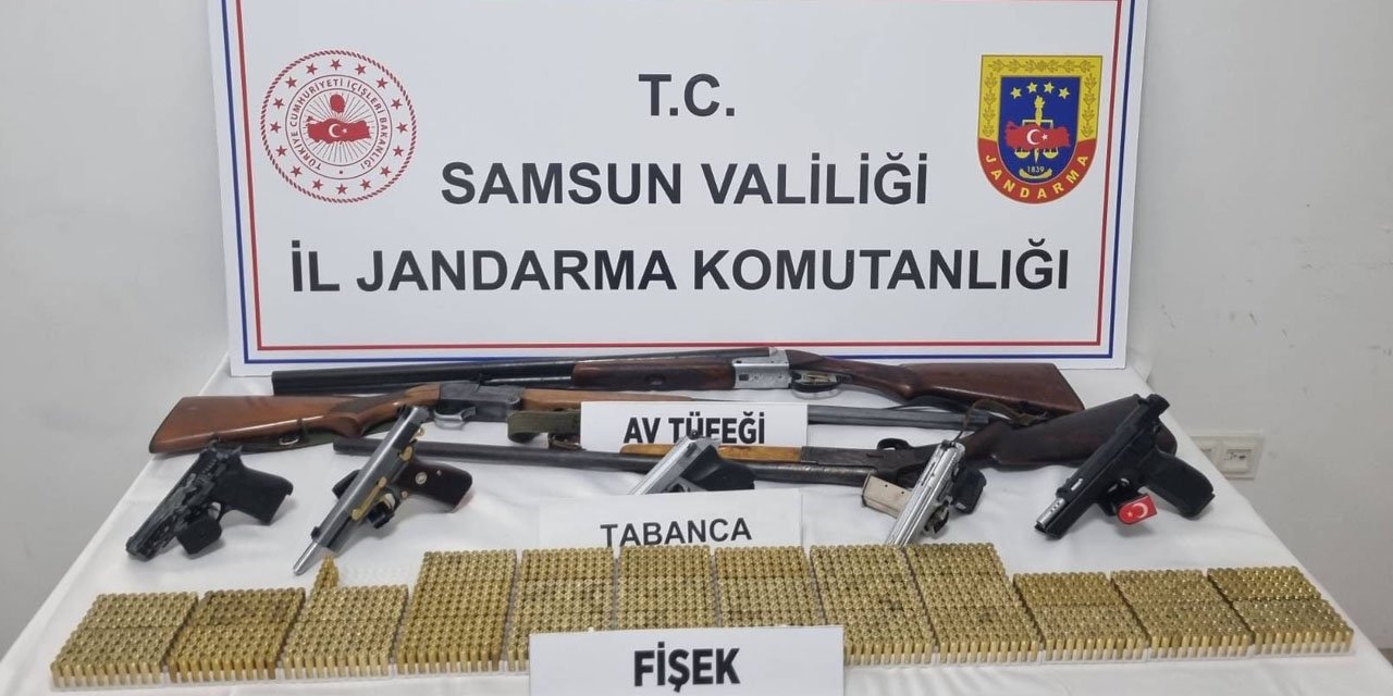 Canik’te havaya ateş açan 2 şüpheliye jandarma baskını: Cephanelik gibi ev