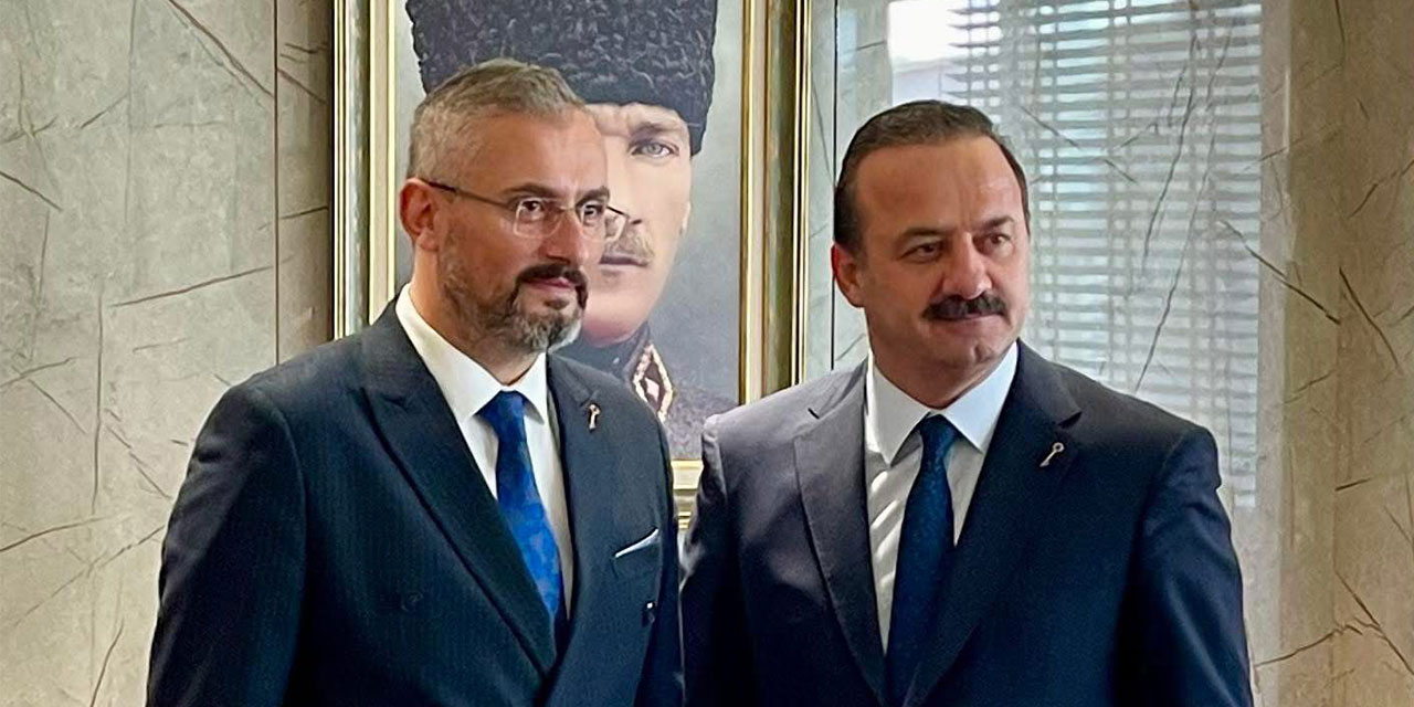 A Parti Rize İl Başkanı Kutanoğlu: "Mesele Devletin Bekasıysa Siyaset Teferruattır"