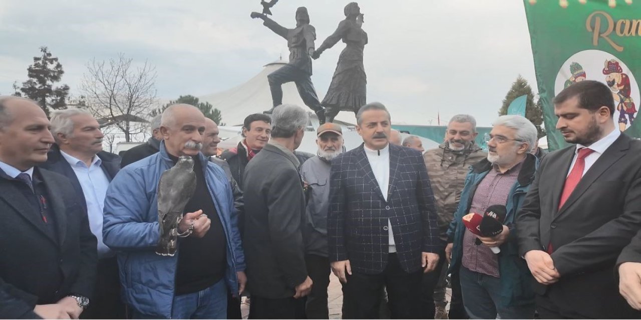 Atmacacılar yapılan düzenleme sonrası Arhavi'de buluştu