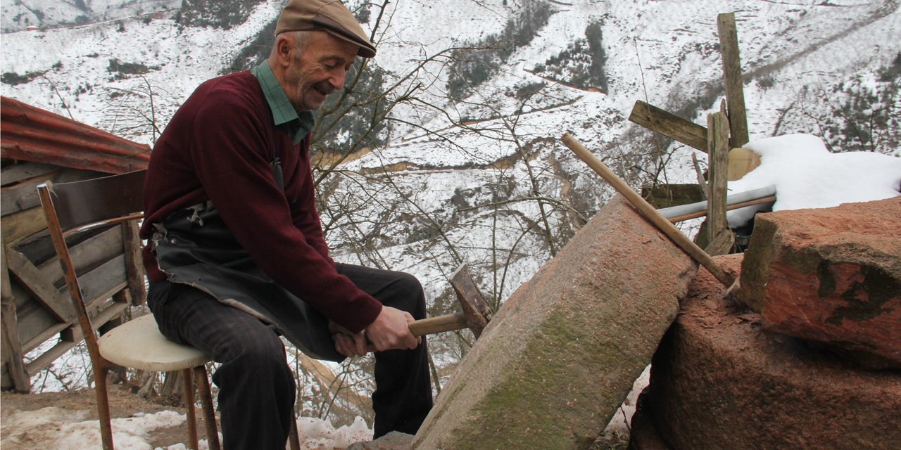 Değirmen taşının dilinden anlayan son usta