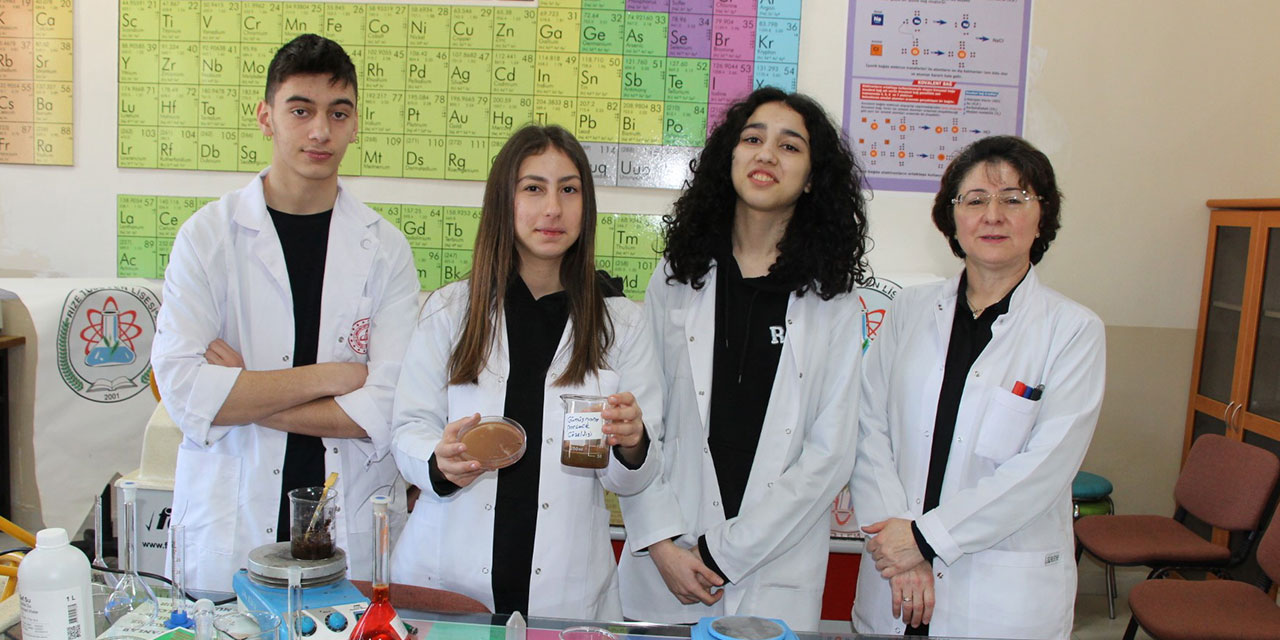 Rize TOBB Fen Lisesi'nden Bilimsel Devrim: Çay Atığından Antibakteriyel Ürün Geliştirdiler