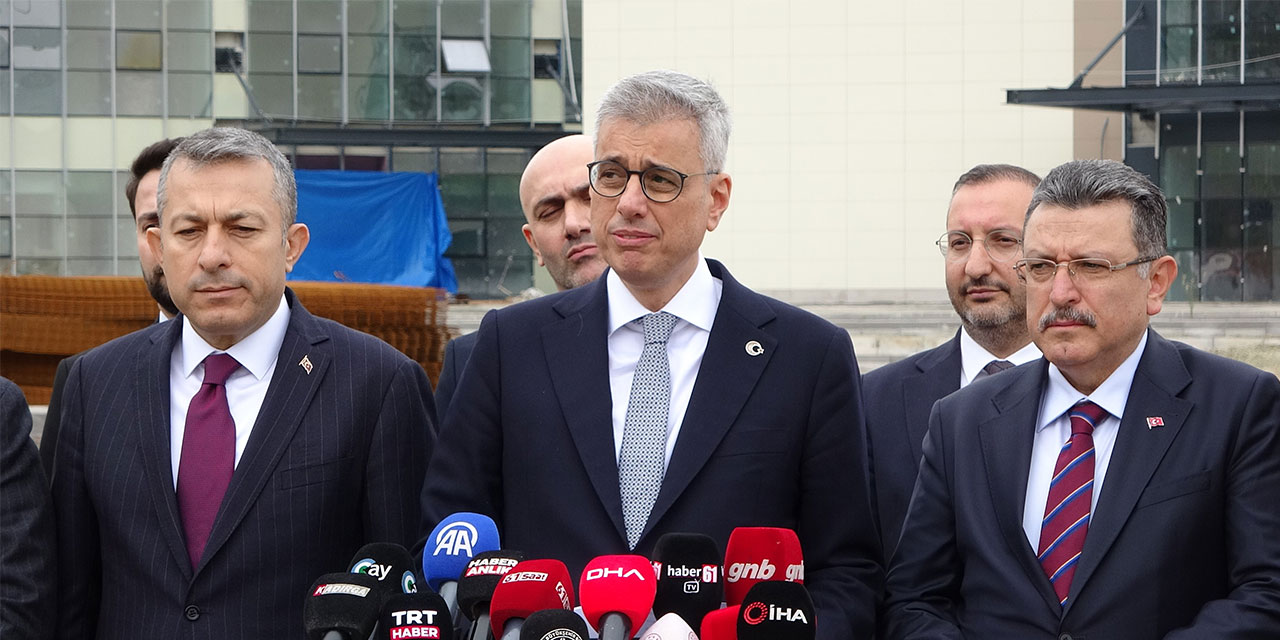 Bakan Memişoğlu Trabzon Şehir Hastanesi için "Kayıyor" eleştirilerine cevap verdi