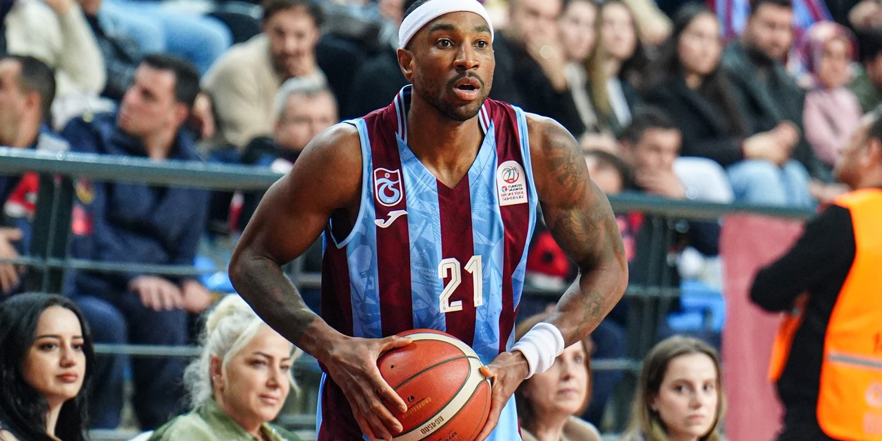Türkiye Sigorta Basketbol Süper Ligi: Trabzonspor: 71 - Bahçeşehir Koleji: 81