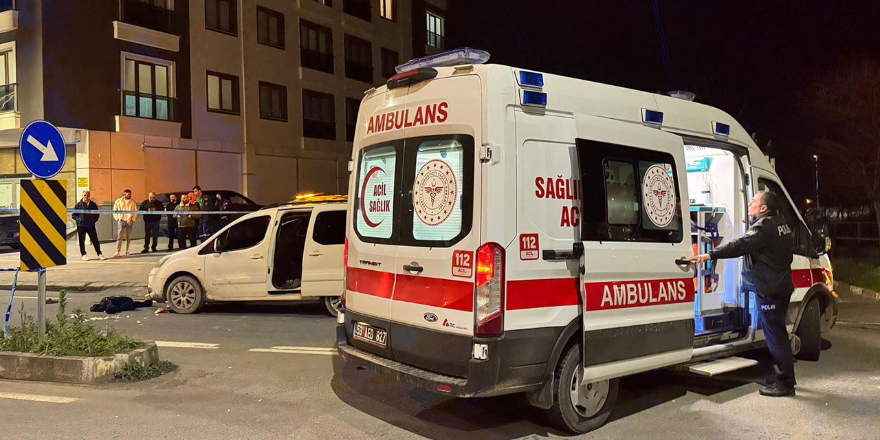 Rize'de Bıçaklı Kavga: 2 İşçi Yaralı!