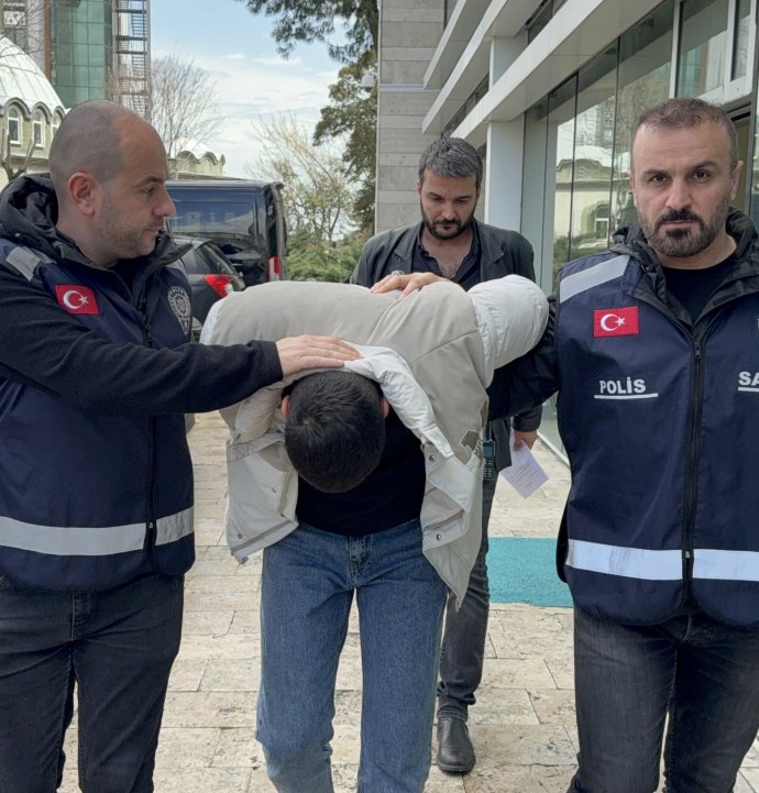 Sokak ortasında genç kadına dehşeti yaşatan taciz zanlısı tutuklandı