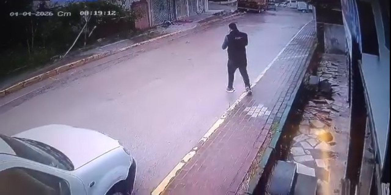 Freni boşalan kamyon dehşet saçtı: Yaşlı adam feci şekilde can verdi