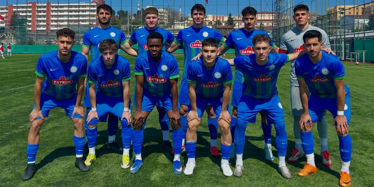 Çaykur Rizespor U19 İstanbul’da takıldı