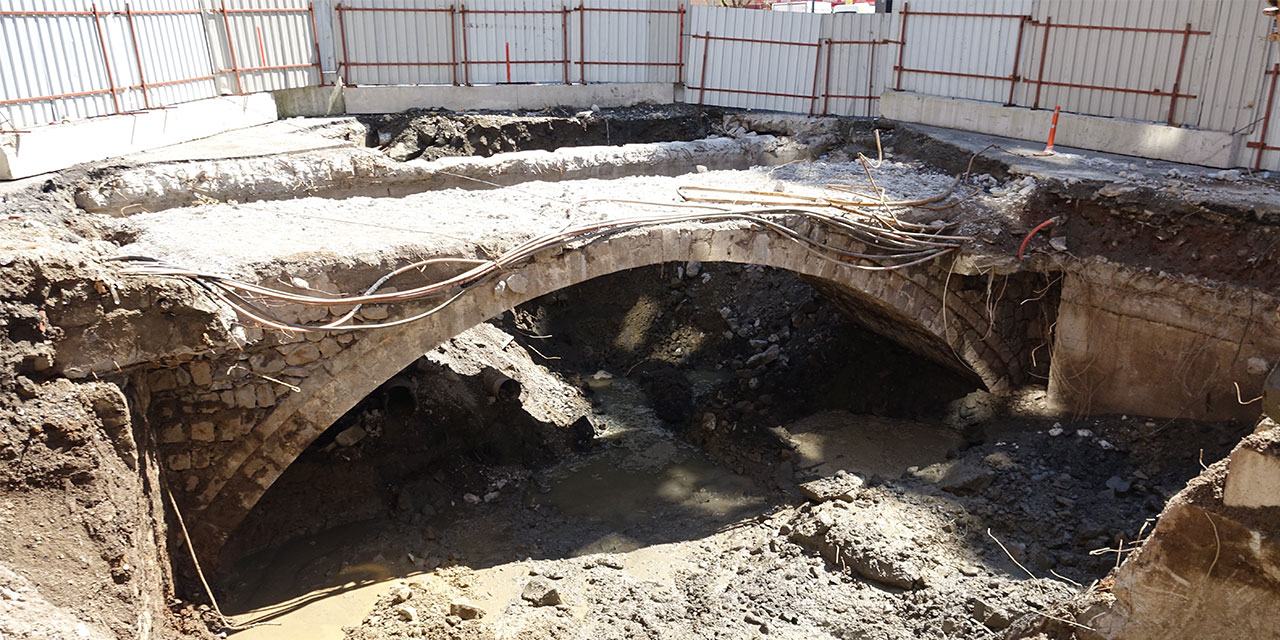 Rize’de 200 Yıllık Tarihi Kemer Köprü Gün Yüzüne Çıkarıldı