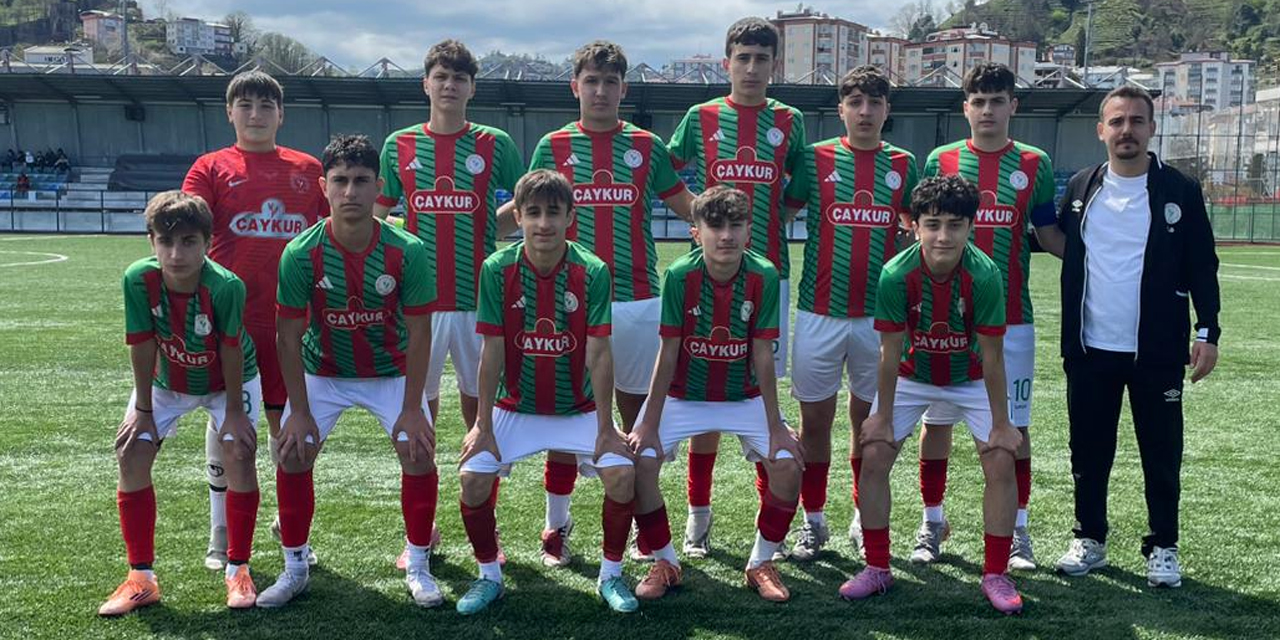 Çaykurspor U15'de Türütlerin golleri galibiyeti getirdi