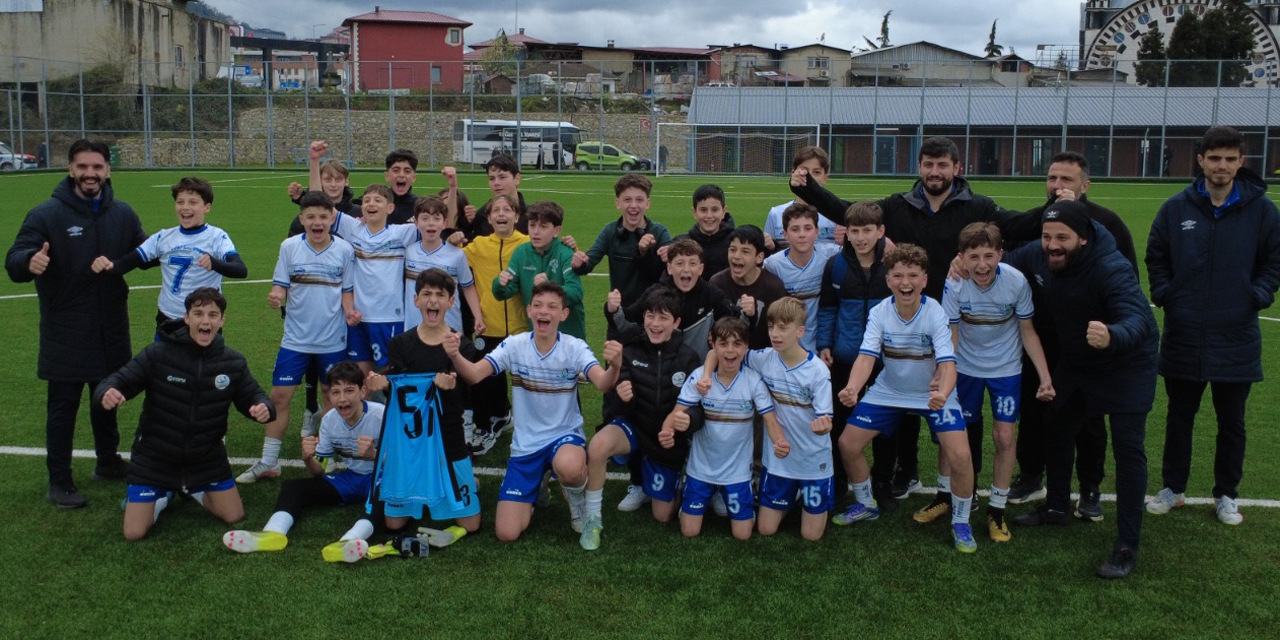 Rize İl Özel İdarespor Trabzon engelini 2-1 ile geçti