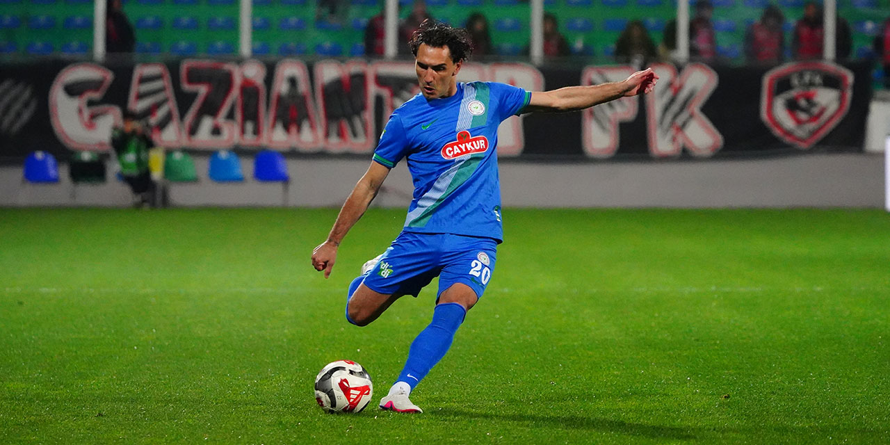 Denizalp Yazdı: Arnavut'un İnadı!