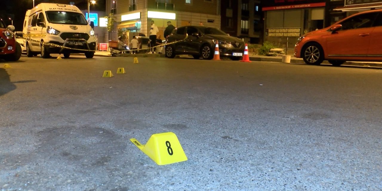 Ataşehir'de Kıraathaneye Silahla Ateş Açtı