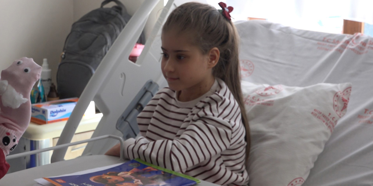 Rize'de diyaliz merkezinde 13 yaşındaki Melek için okuma yazma seferberliği