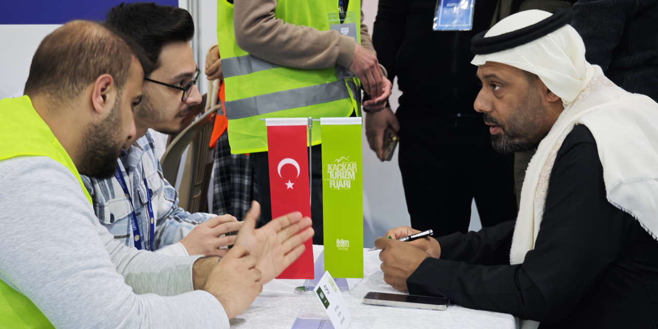 Uluslararası Kaçkar Turizm Fuarı’nda 16 ülkeden Acente Rize’de buluştu