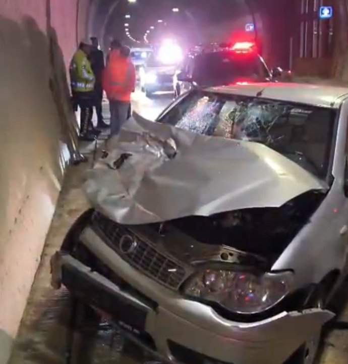 Yeni Zigana Tüneli'nde kaza: 2 yaralı