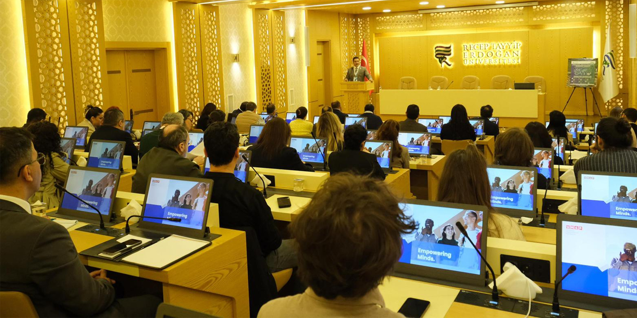 8 Ülkeden Bilim İnsanları Sağlık Teknolojileri için Rize’de buluştu