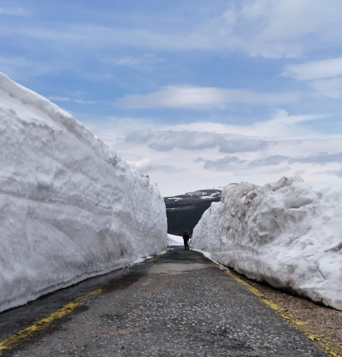Ordu'nun yükseklerinde nisan sonunda 4 metre kar