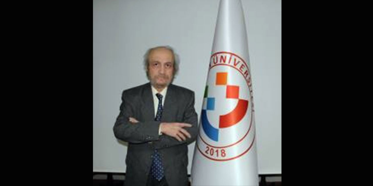 Üniversitenin lojmanında ölü bulundu