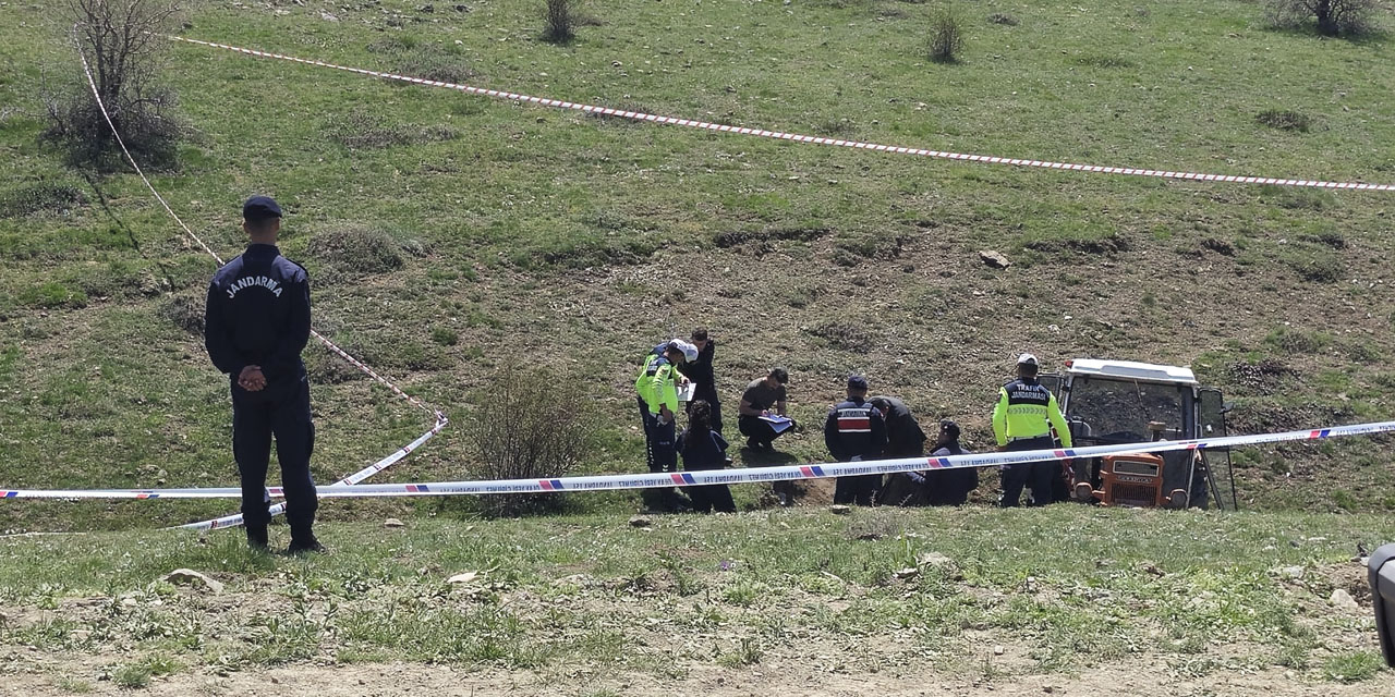 Çorum'da traktör dere yatağına devrildi: 1 ölü, 3 yaralı