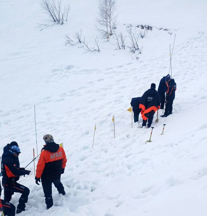 Artvin’de çığ altında kalan çoban 122 gündür kayıp: Arama çalışmaları yeniden başladı