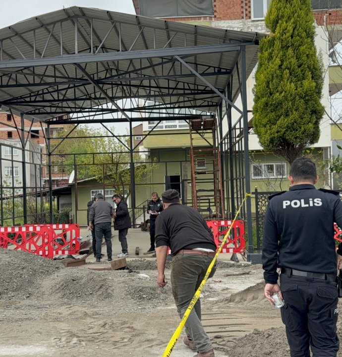 "Kazığımı niye aldın" kavgası: 1'i ağır 4 yaralı
