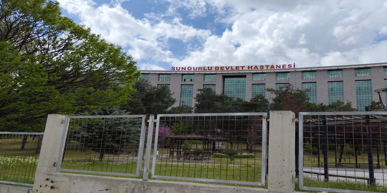 KYK yurdunda kalan 55 öğrenci zehirlenme şüphesiyle hastaneye başvurdu