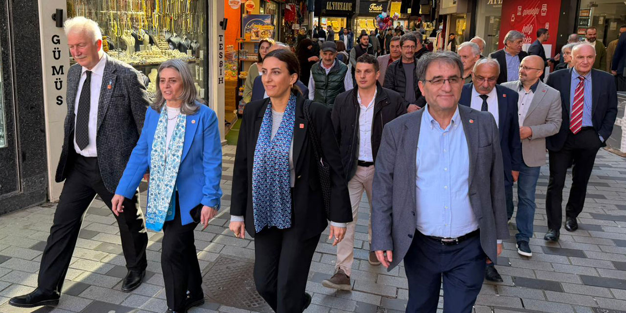 Rize’de Büyük Miting Heyecanı: CHP Tam Kadro Sahada